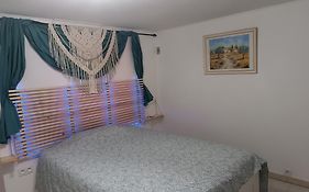 Chateaudouble : Appartement Au Calme